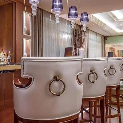 Hotel Century