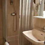 Century Hotel 4*