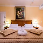 Century Hotel