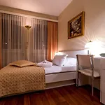 Century 4* Ginebra