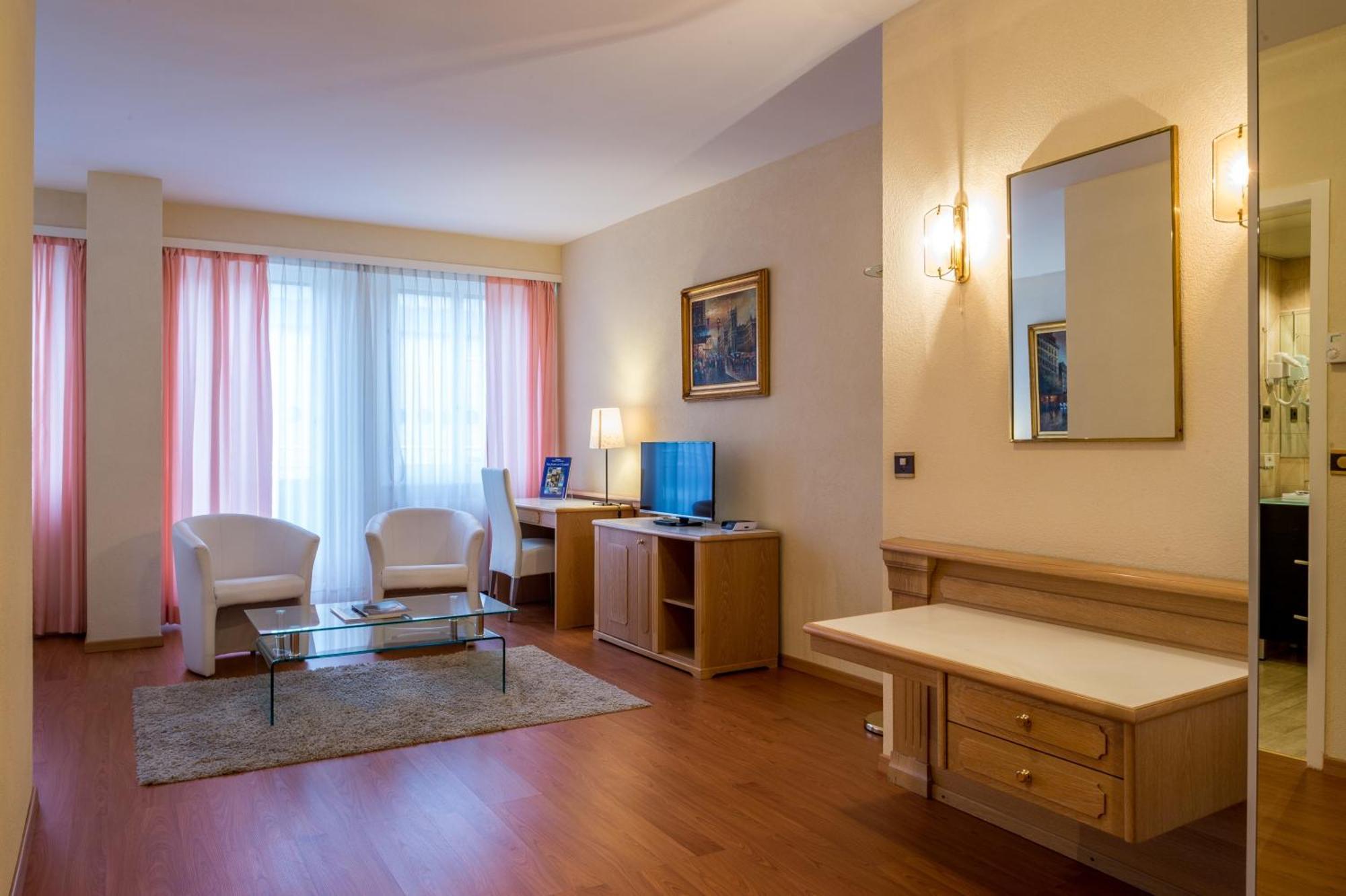 Century Hotel